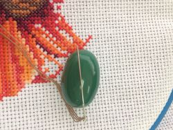 а04021-2 Магнит для игл (Кабошон из агата тонированного, 20*30*14мм +-2мм)