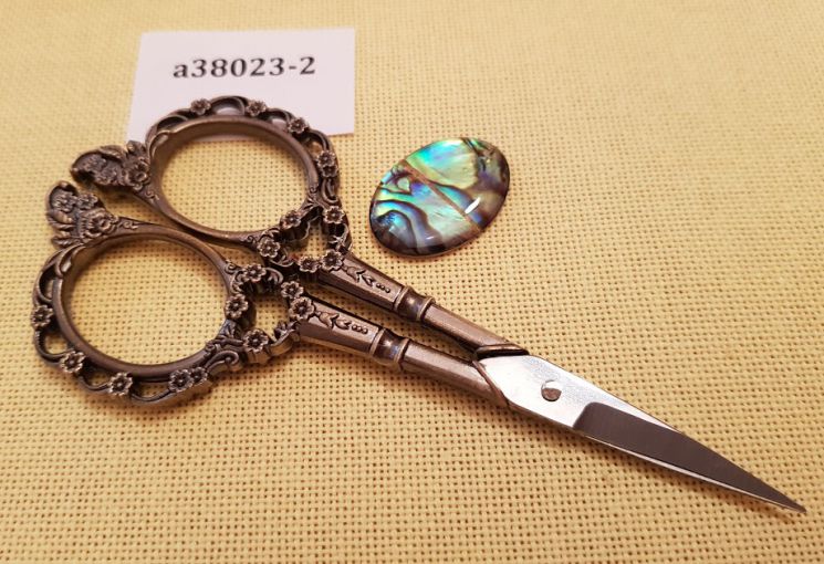 Магнит для игл (Кабошон из перламутра гелиотиса,18*25*3мм) а38023-2