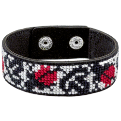 Набор для вышивания нитками на искусственной коже ВОЛШЕБНАЯ СТРАНА FLHL-034 2.2х22см